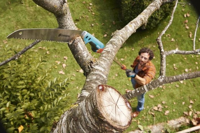 Piła ogrodowa Gardena 300 PP